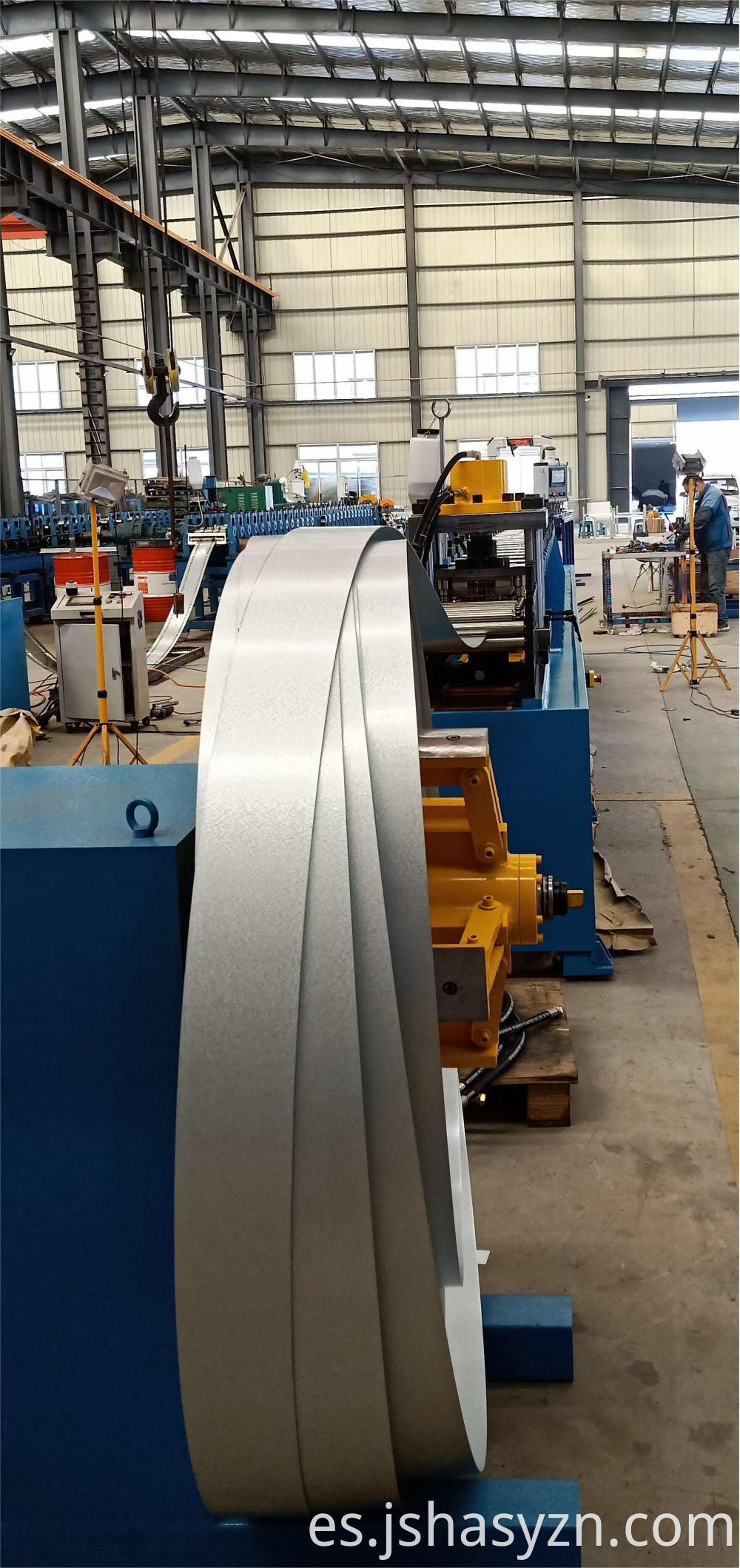 Sixteen fold profile cold bending machine